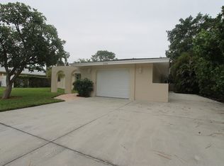2456 Clipper Way, Naples, FL 34104