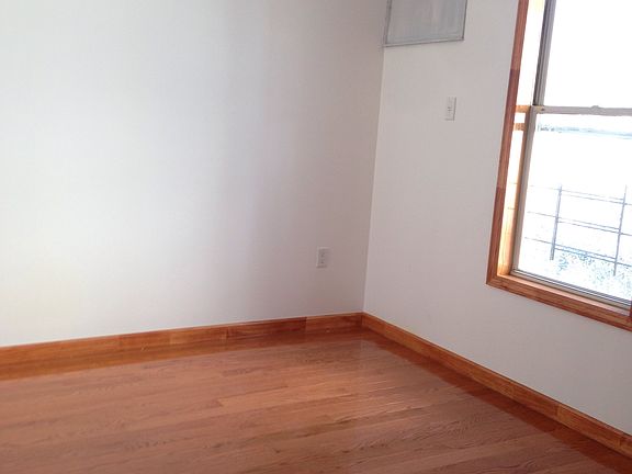 3rd image of 64 Bay 17th St #2