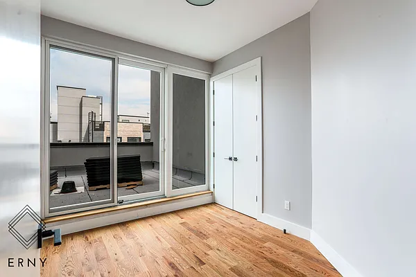 Rented by ERNY LLC | media 7