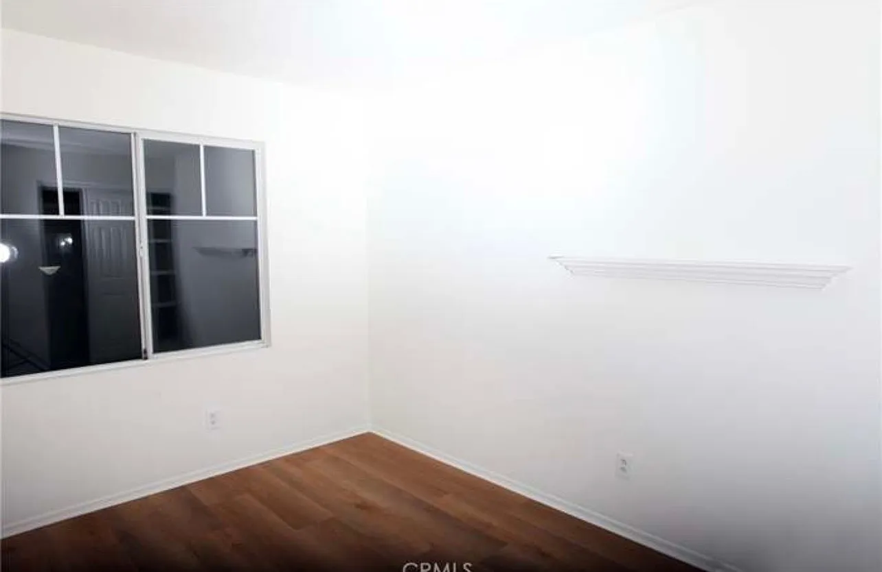 3 bed, 1681 sqft, $1,000 — Photo 4