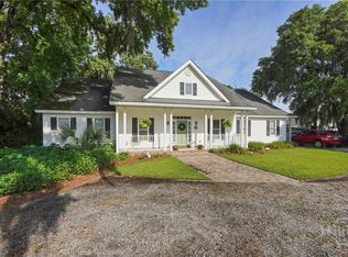 8813 Whitefield Avenue, Savannah, GA 31406