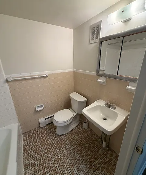 334 Main St #B3 — Photo 8