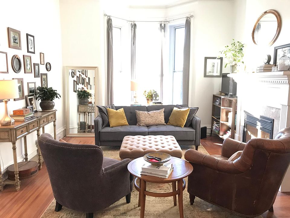 1st image of 160 Circular St #7