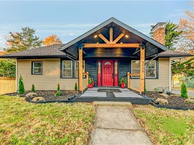 5000 Fontana St, Roeland Park, KS, 66205