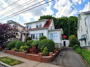 99 Suffolk Ave, Revere, MA 02151