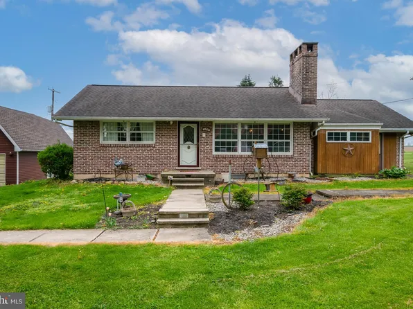 3422 Levans Rd, Allentown, PA 18104