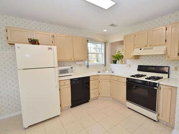 5th image of 2358 W Ashfield Ct
