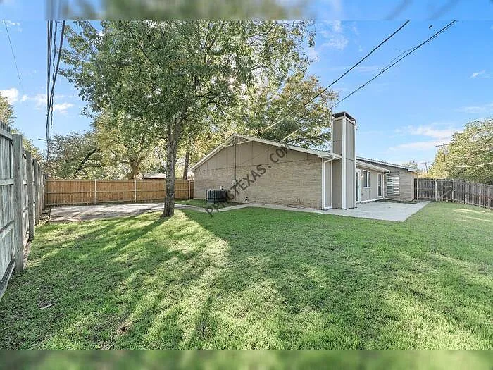 2011 Lavon Creek Ln — Photo 4