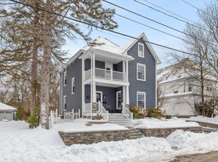 141 Russell St, Manchester, NH 03104