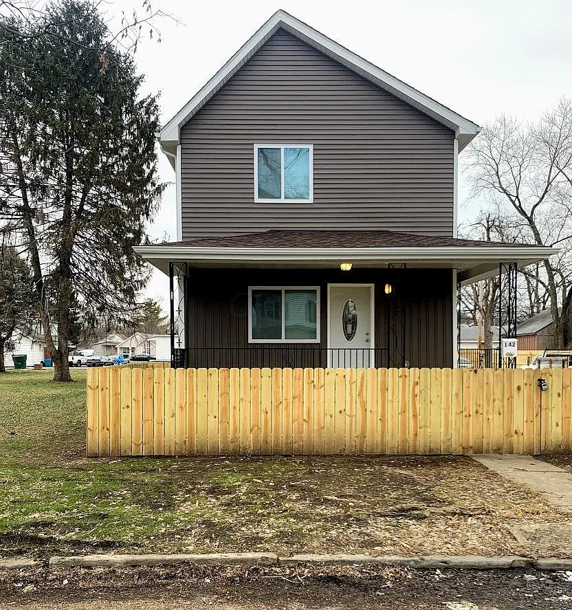 142 Schultz Ave photo 1