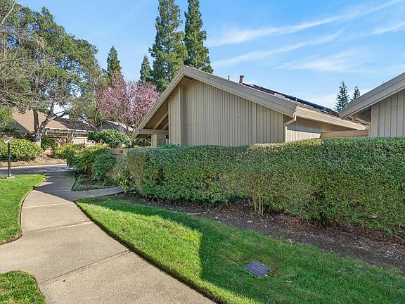 2nd image of 2129 Promontory Point Ln