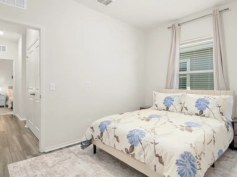 12618 Galatea — Photo 12