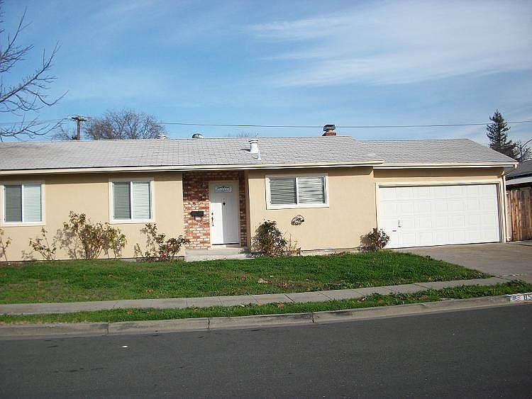 1st image of 8579 Beverly Ln