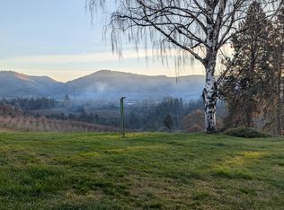 1805 Winston Rd #B, Hood River, OR 97031