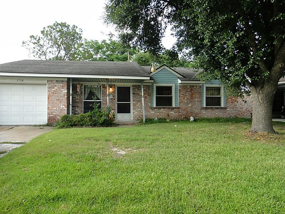 3738 Heatherbrook