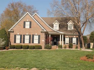 968 Threewood Cir, Bowling Green, KY 42103