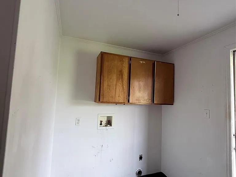 1547 N Piedmont Ave — Photo 4