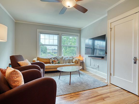 2nd image of 1509 NE 10th Ave Unit 307