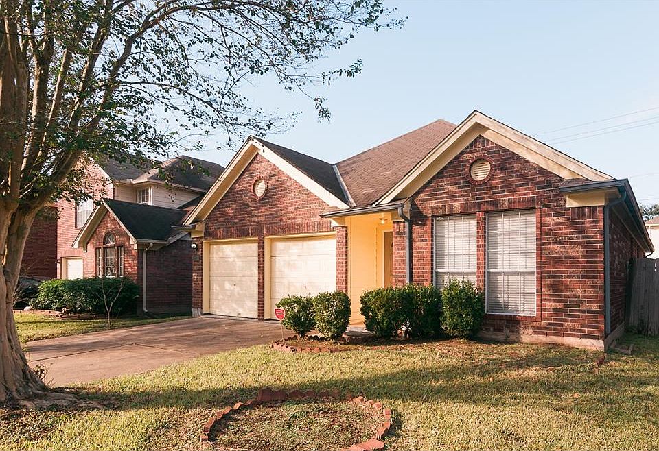 1st image of 8918 Dawnridge Dr
