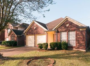 8918 Dawnridge Dr, Houston, TX 77071
