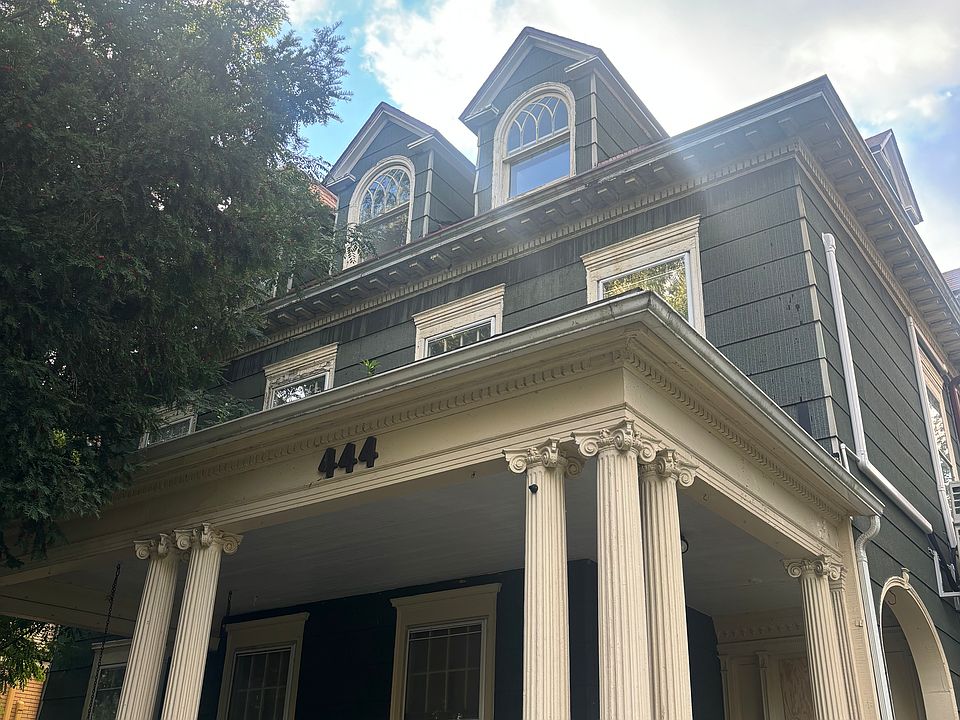 1st image of 444 Linwood Ave #1