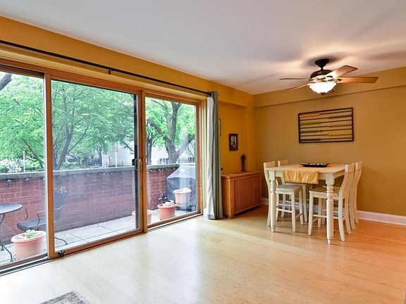3rd image of 1115 S Plymouth Ct APT 123