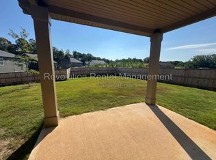 368 River Walk Farm Pkwy, Covington, GA 30014