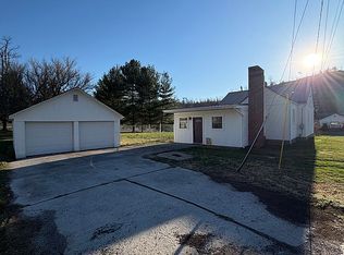 5259 Historic Dr, Elliston, VA 24087