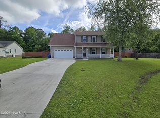 305 Cabin Cir, Jacksonville, NC 28540