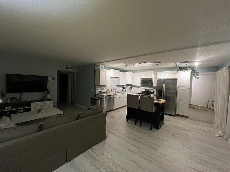 312 Southwind Dr #107 — Photo 5