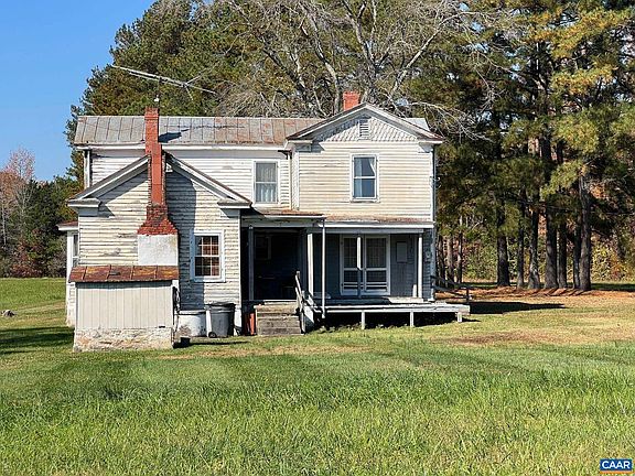 2nd image of 522 Blueberry Ln