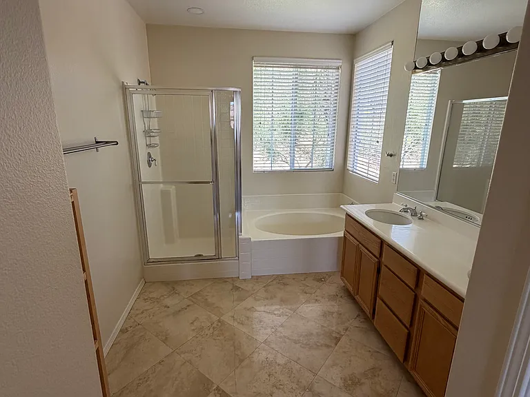 10261 Boyd Dr — Photo 25