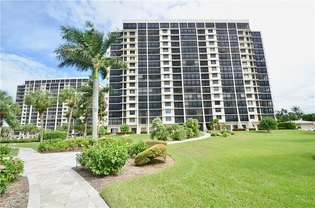 2 bed, 2.0 bath, 1600 sqft, $18,000 — Photo 1
