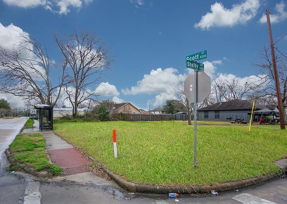 1st image of 3827 Shelby Cir