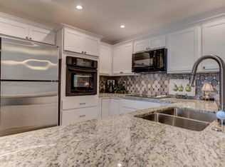 652 N Recker Rd, Mesa, AZ 85205