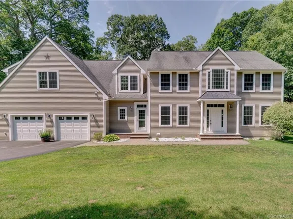 501 New Road, Avon, CT 06001