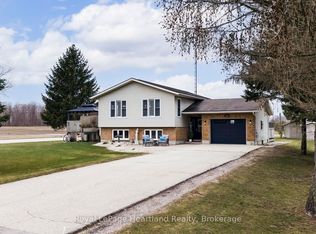 20 Crawford St, North Huron, ON N0G 2W0