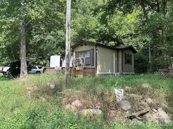 1034 Beaver Creek Rd, Andrews, NC 28901