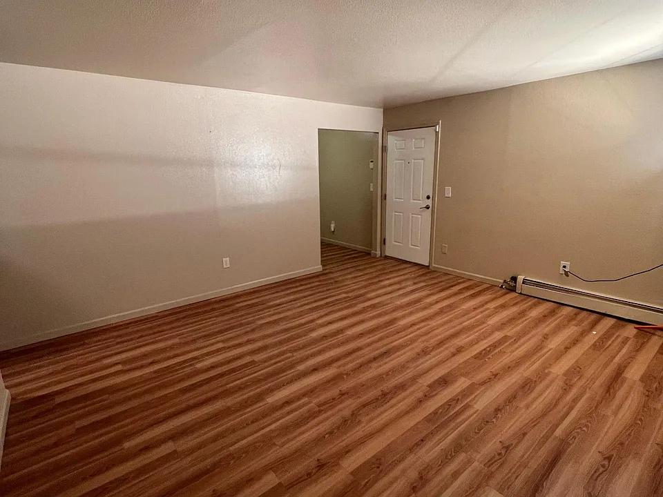 living room dining area