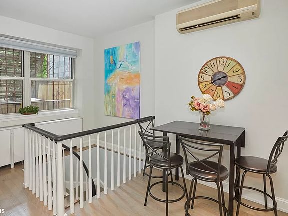 5th image of 304 W 88th St APT Gc