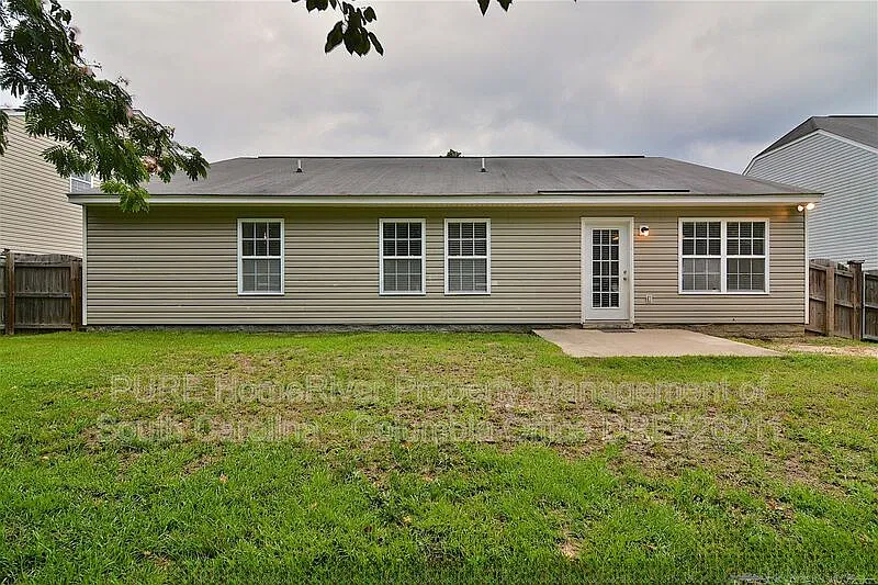 3 bed, 2.0 bath, 1832 sqft, $1,850 — Photo 2