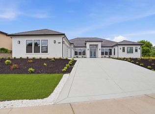 10221 Savannah Ct, Oakdale, CA 95361