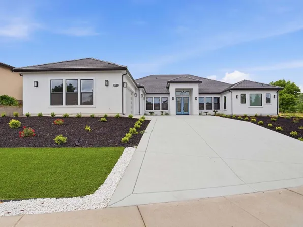 10221 Savannah Ct, Oakdale, CA 95361