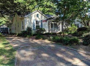 107 N Hickory St, Searcy, AR 72143