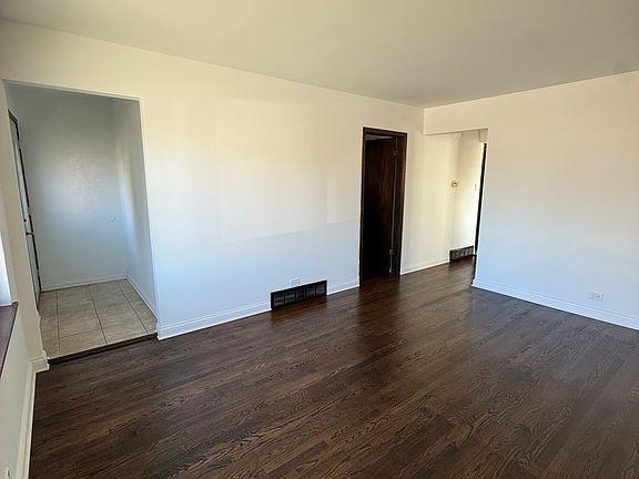 5th image of 7843 Natchez Ave