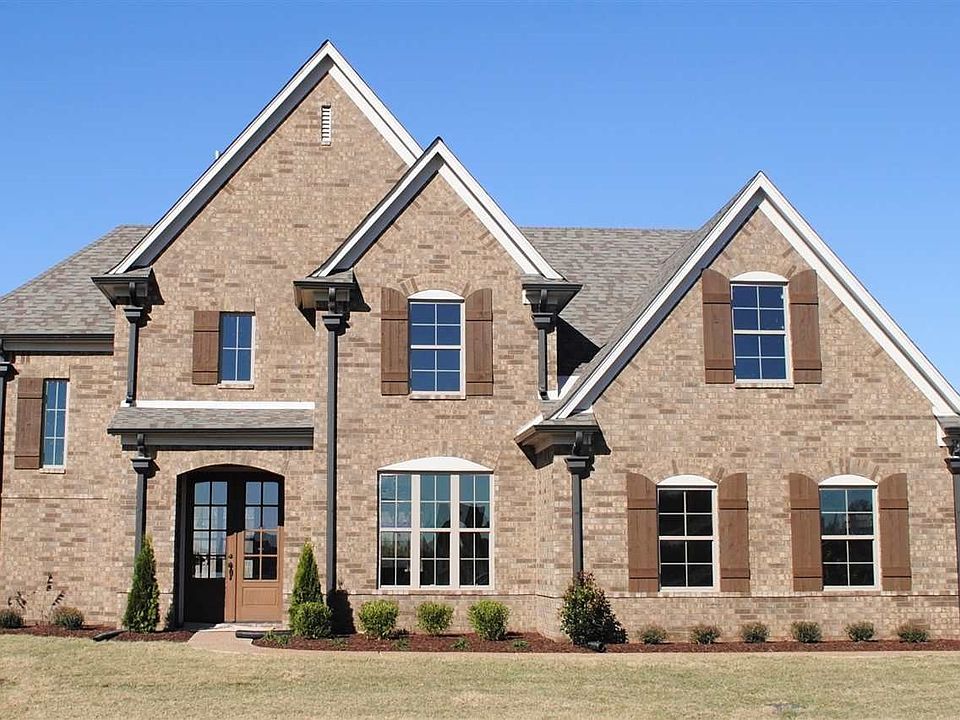 1st image of 20 Joseph Ct