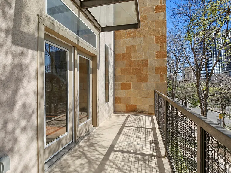 3800 Holland Ave #4 — Photo 6