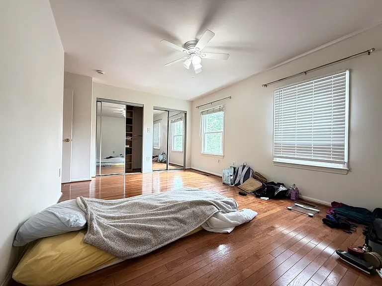 10240 Arizona Cir — Photo 13