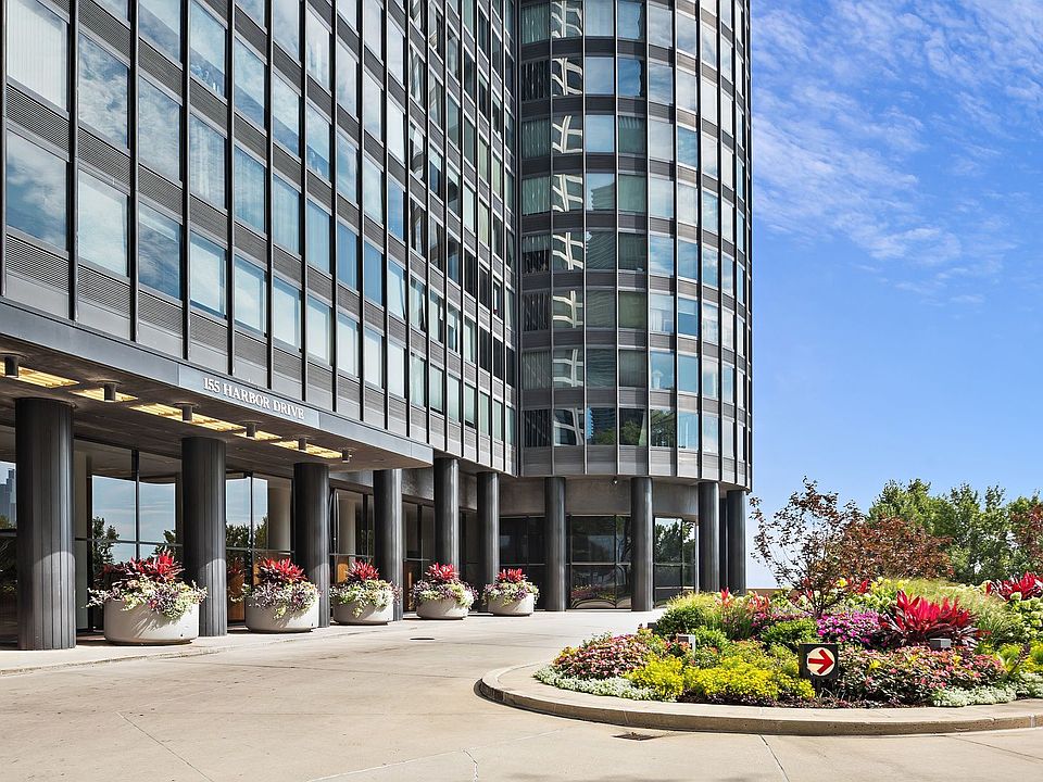 2nd image of 155 N Harbor Dr APT 604