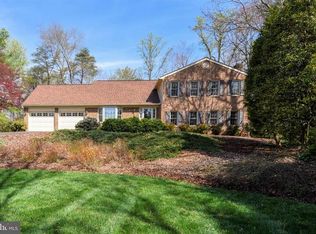 3140 Trenholm Dr, Oakton, VA 22124